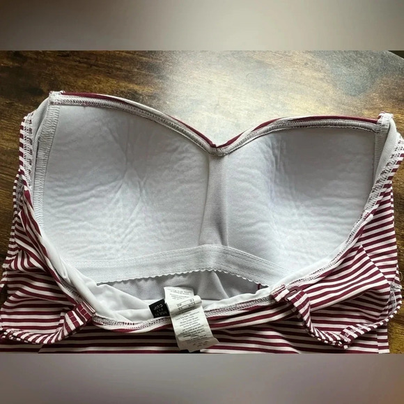 NIPTUCK SWIM | women’s one piece bathing suit. Size: 8. - Picture 9 of 13